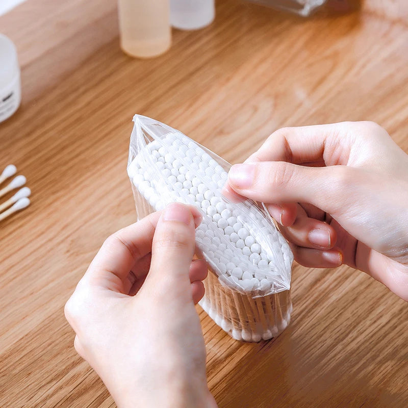 100pcs Disposable Double-ended Cotton Swabs for Ear Cleaning and Makeup Removal